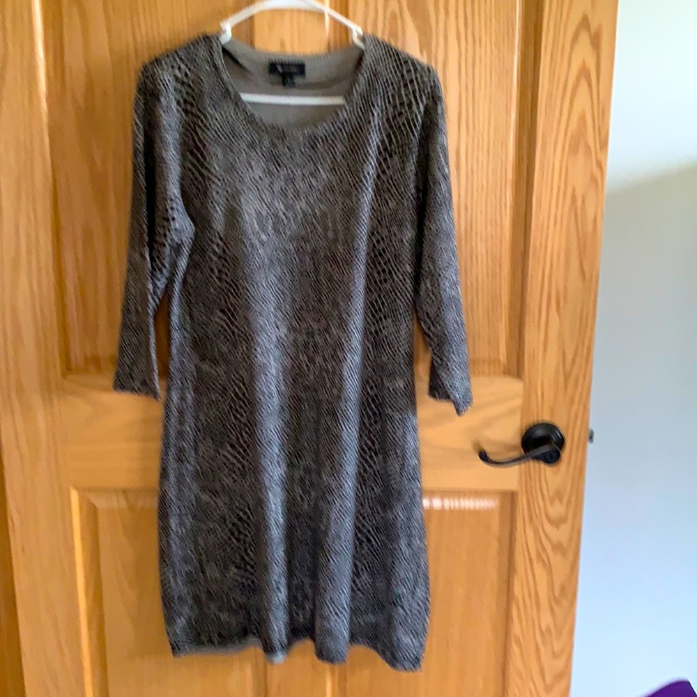 Soft lightweight sweater dress with beautiful lines!